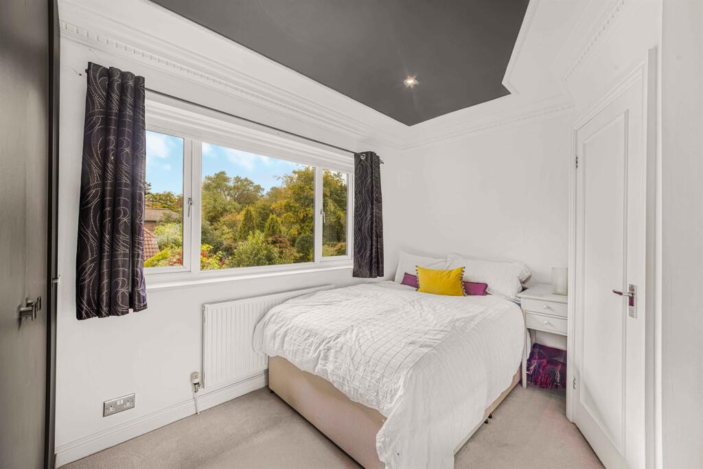 6 bedroom detached house for sale in Hale Road, Hale, WA15